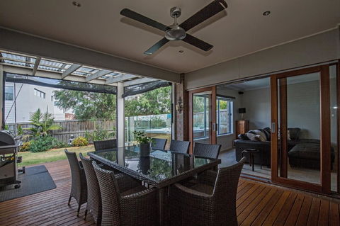 Nautical Rise Torquay - Accommodation in Brisbane 4