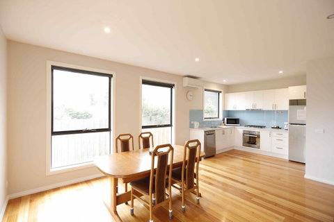 Apollo Bay Seal Apartments - Accommodation in Brisbane 25