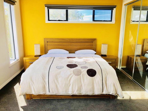 Apollo Bay Seal Apartments - Accommodation in Brisbane 2