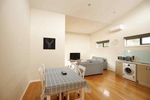 Apollo Bay Seal Apartments - Accommodation in Brisbane 16
