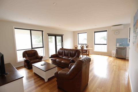 Apollo Bay Seal Apartments - Accommodation in Brisbane 26