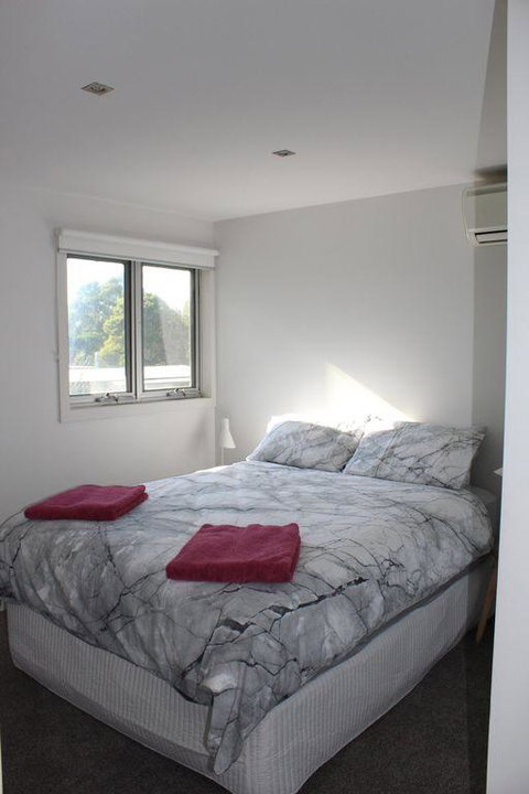 Central To Cowes - Accommodation in Brisbane 6