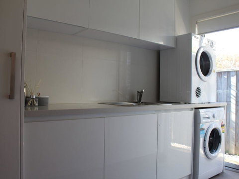 Central To Cowes - Accommodation in Brisbane 10