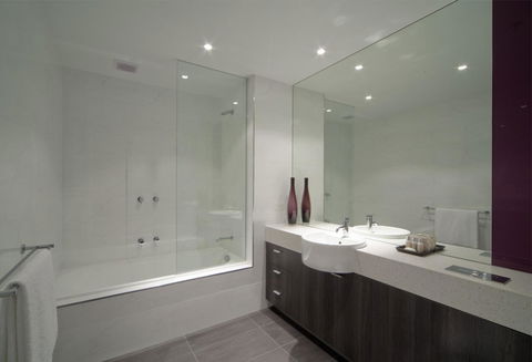 Tyrian Serviced Apartments Fitzroy - Accommodation in Brisbane 8