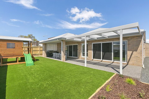 Tidal Changes - Rejuvenate Stays - Accommodation in Brisbane 10