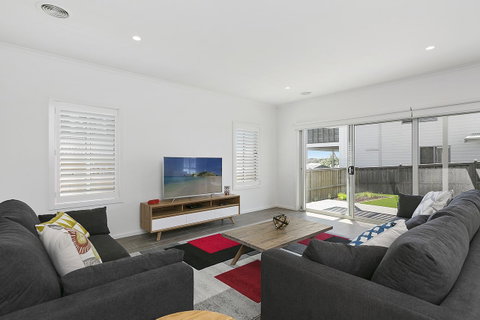 Tidal Changes - Rejuvenate Stays - Accommodation in Brisbane 3