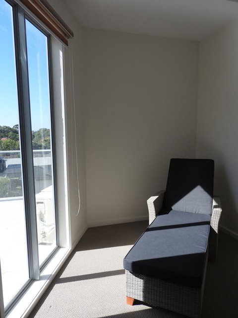 Phillip Island Towers - Accommodation in Brisbane 11