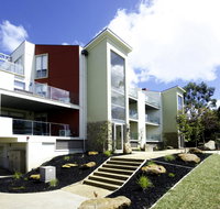 Phillip Island Towers - Accommodation in Brisbane