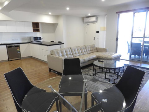 Phillip Island Towers - Accommodation in Brisbane 4
