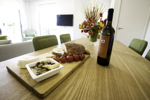 Phillip Island Towers - Accommodation in Brisbane 29