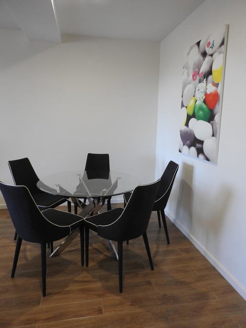 Phillip Island Towers - Accommodation in Brisbane 9