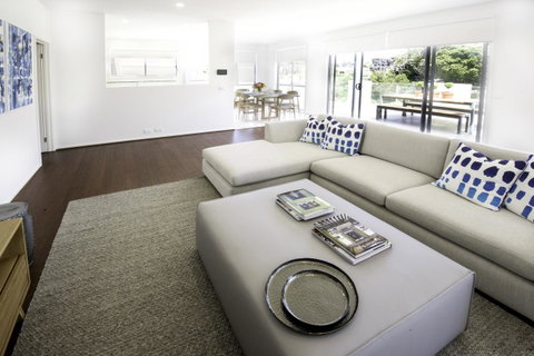 Phillip Island Towers - Accommodation in Brisbane 1