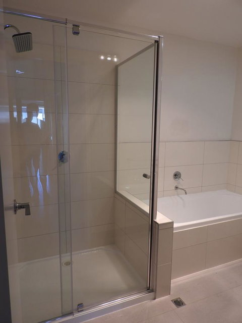 Phillip Island Towers - Accommodation in Brisbane 16