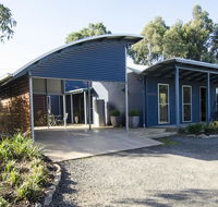 Corrugated Cottage - Accommodation in Brisbane