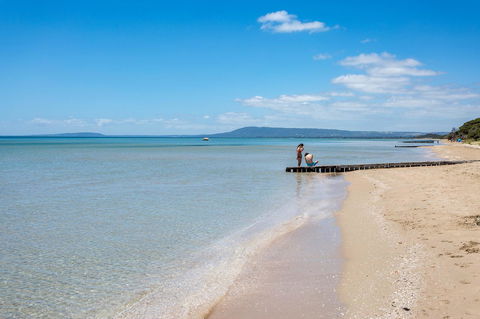 Blairgowrie Apartment 2 - On The Beach - Accommodation in Brisbane 14