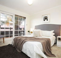 The Gallery Hours - Accommodation in Brisbane