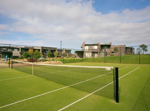 Torquay Golf Retreats - Pool, Beach, Tennis, Golf - Accommodation in Brisbane 12
