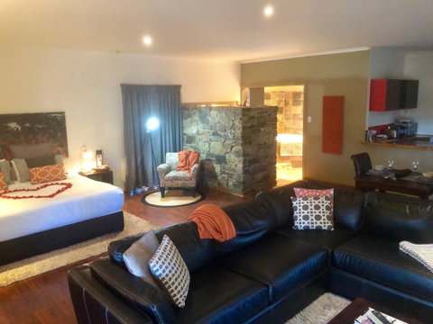 Minni Gums - Accommodation in Brisbane 12
