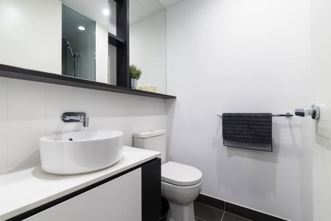 Astrina 2 Bed 2 Bath Apartment - Accommodation in Brisbane 9