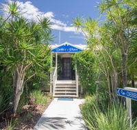 Debbie's Place - Accommodation in Brisbane