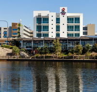 BEST WESTERN PLUS Lake Kawana Hotel - Accommodation in Brisbane