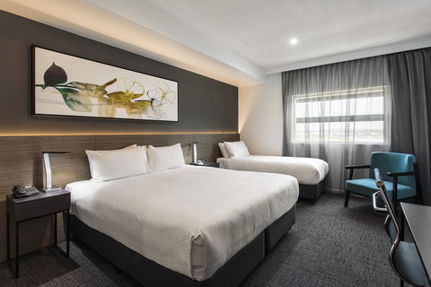 Mercure Sunshine Coast Kawana Waters - Accommodation in Brisbane 12