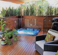 Pandanus Spa Cottage - Accommodation in Brisbane