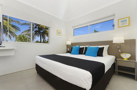 By The Sea Port Douglas - Accommodation in Brisbane 17