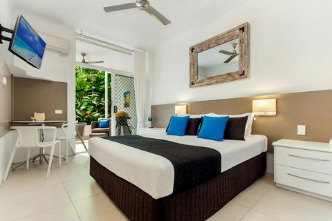 By The Sea Port Douglas - Accommodation in Brisbane 11