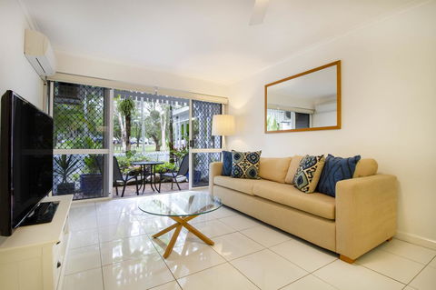 The White House Port Douglas - Accommodation in Brisbane 15