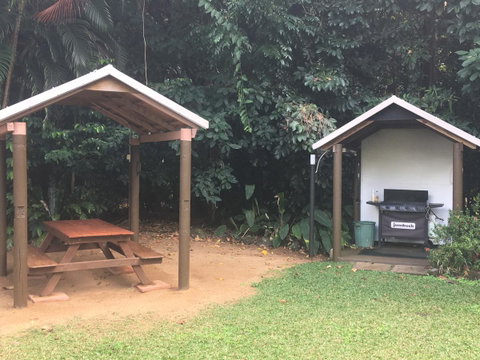 Eco Village Mission Beach - Accommodation in Brisbane 8