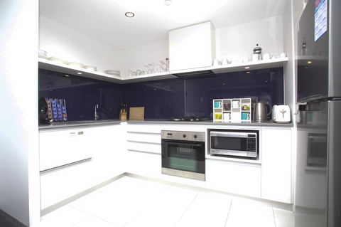 Circle Luxury Holidays - Accommodation in Brisbane 8