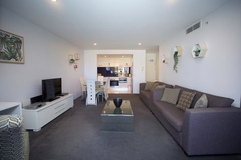 Circle Luxury Holidays - Accommodation in Brisbane 2