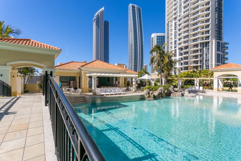 Mantra Towers Of Chevron - Accommodation in Brisbane 11