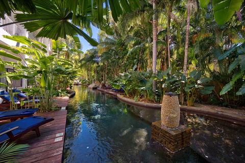 Palm Cove Paradise - Couples Spa Beach Getaway - Accommodation in Brisbane 14