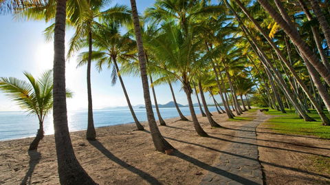 Palm Cove Paradise - Couples Spa Beach Getaway - Accommodation in Brisbane 24