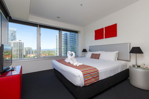 Q1 Resort & Spa - Official - Accommodation in Brisbane 9