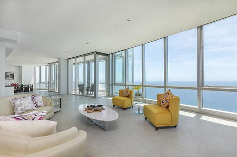 Q1 Resort & Spa - Official - Accommodation in Brisbane 13