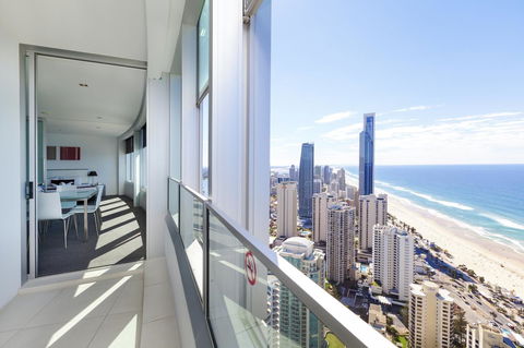 Q1 Resort & Spa - Official - Accommodation in Brisbane 5