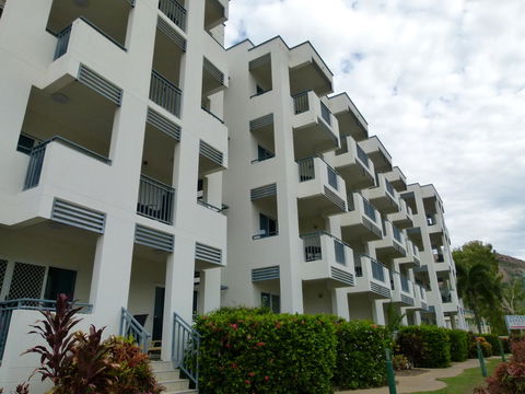 Madison Ocean Breeze Apartments - Accommodation in Brisbane 7