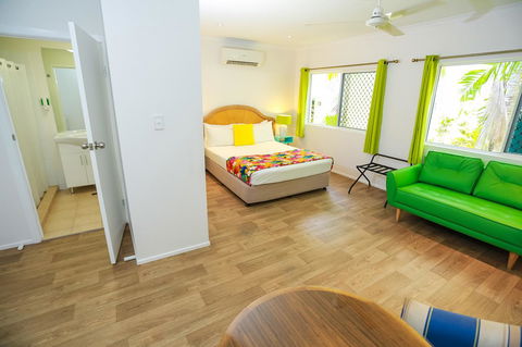 Port Douglas Motel - Accommodation in Brisbane 11