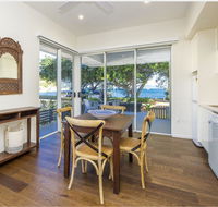 Reflections Amber Villa - Accommodation in Brisbane