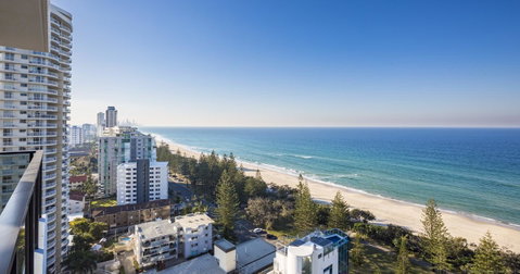 Boardwalk Burleigh Beach - Official - Accommodation in Brisbane 43
