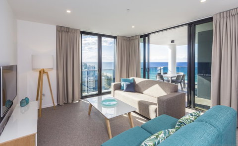Boardwalk Burleigh Beach - Official - Accommodation in Brisbane 1