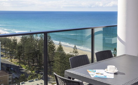 Boardwalk Burleigh Beach - Official - Accommodation in Brisbane 20