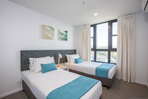 Boardwalk Burleigh Beach - Official - Accommodation in Brisbane 40