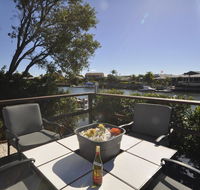 Bribie Island Canal Holiday Destination - Accommodation in Brisbane