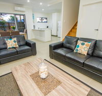 Agnes Sails - Accommodation in Brisbane