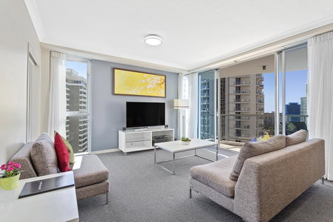 Beach Stay - Ocean & Riverview Resort Chevron Renaissance Central Surfers Paradise - Accommodation in Brisbane 7