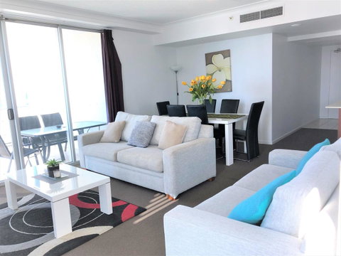Beach Stay - Ocean & Riverview Resort Chevron Renaissance Central Surfers Paradise - Accommodation in Brisbane 18